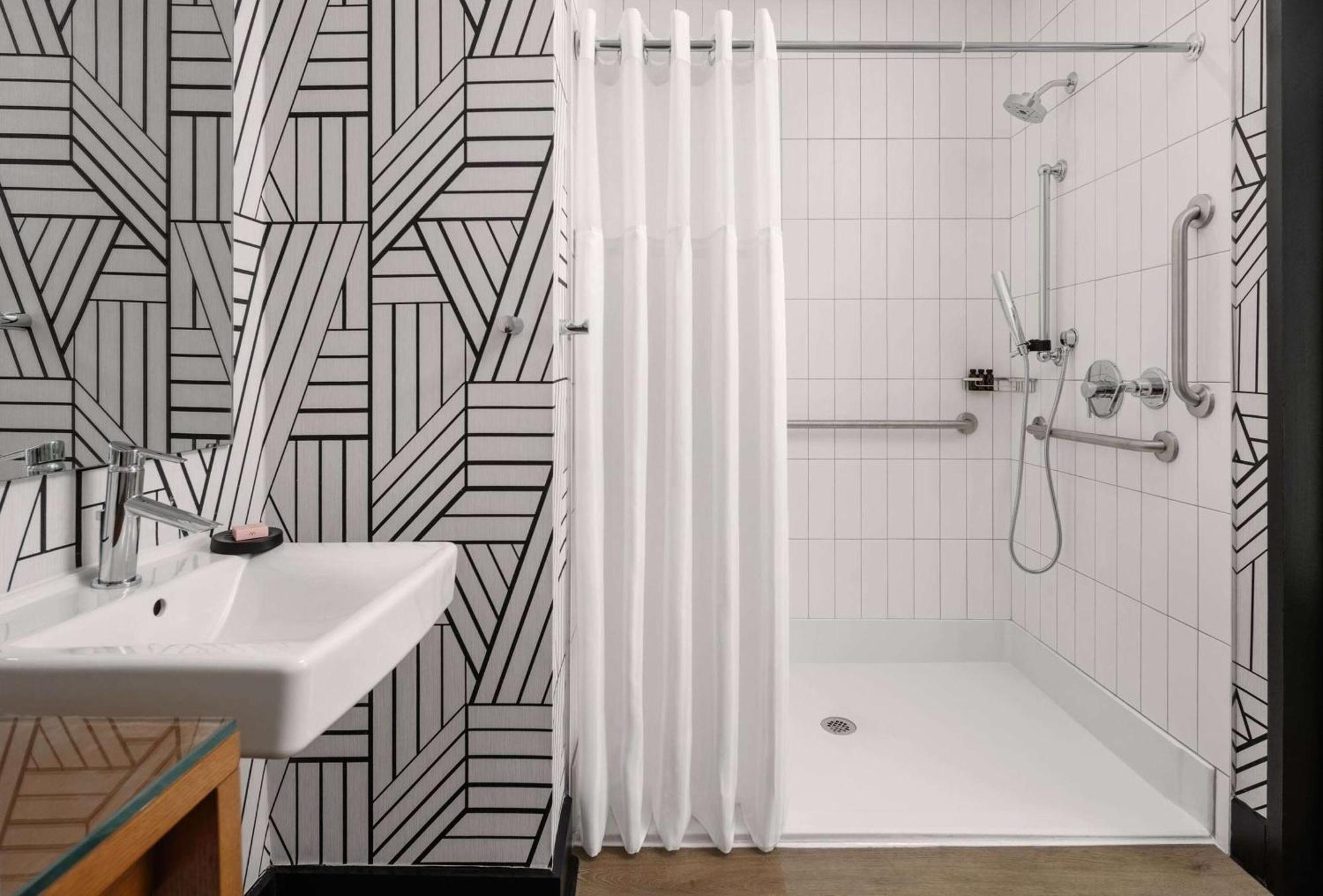 Hotel Tupelo, A Wyndham Hotel Екстер'єр фото