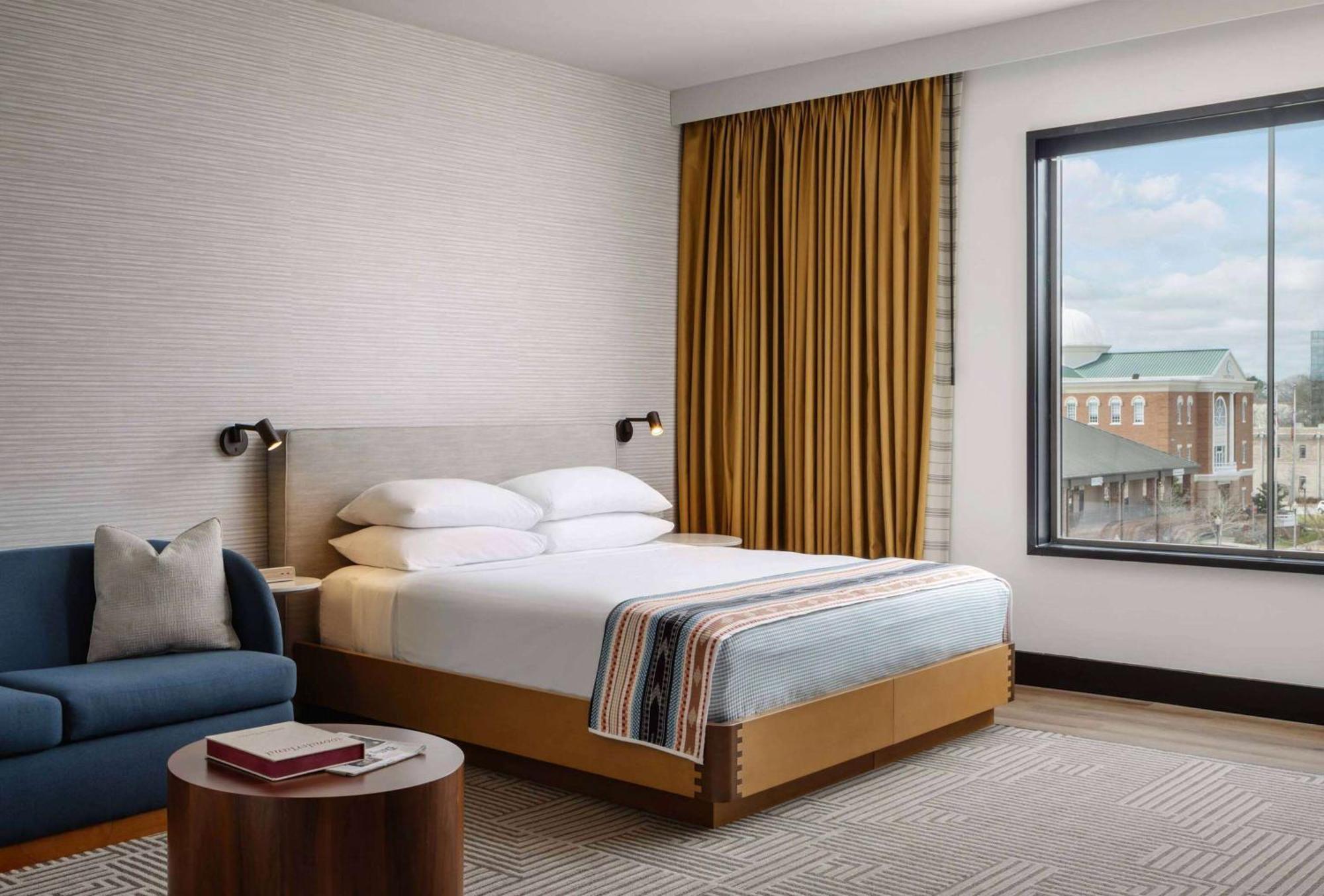 Hotel Tupelo, A Wyndham Hotel Екстер'єр фото